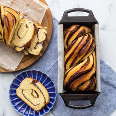 Seasoned Cast Iron Loaf Pan